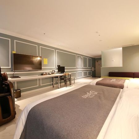 Gram Hotel Namyangju Экстерьер фото
