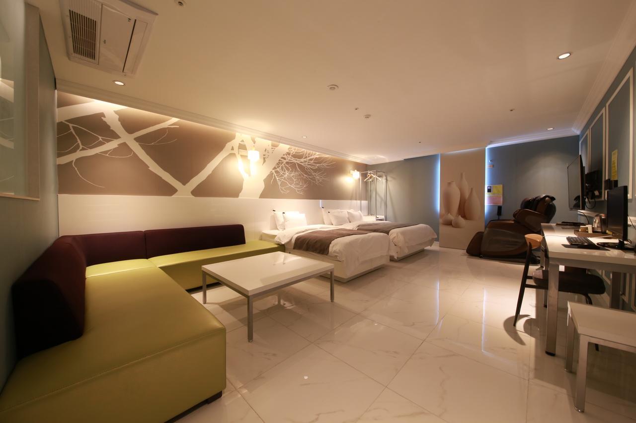 Gram Hotel Namyangju Экстерьер фото