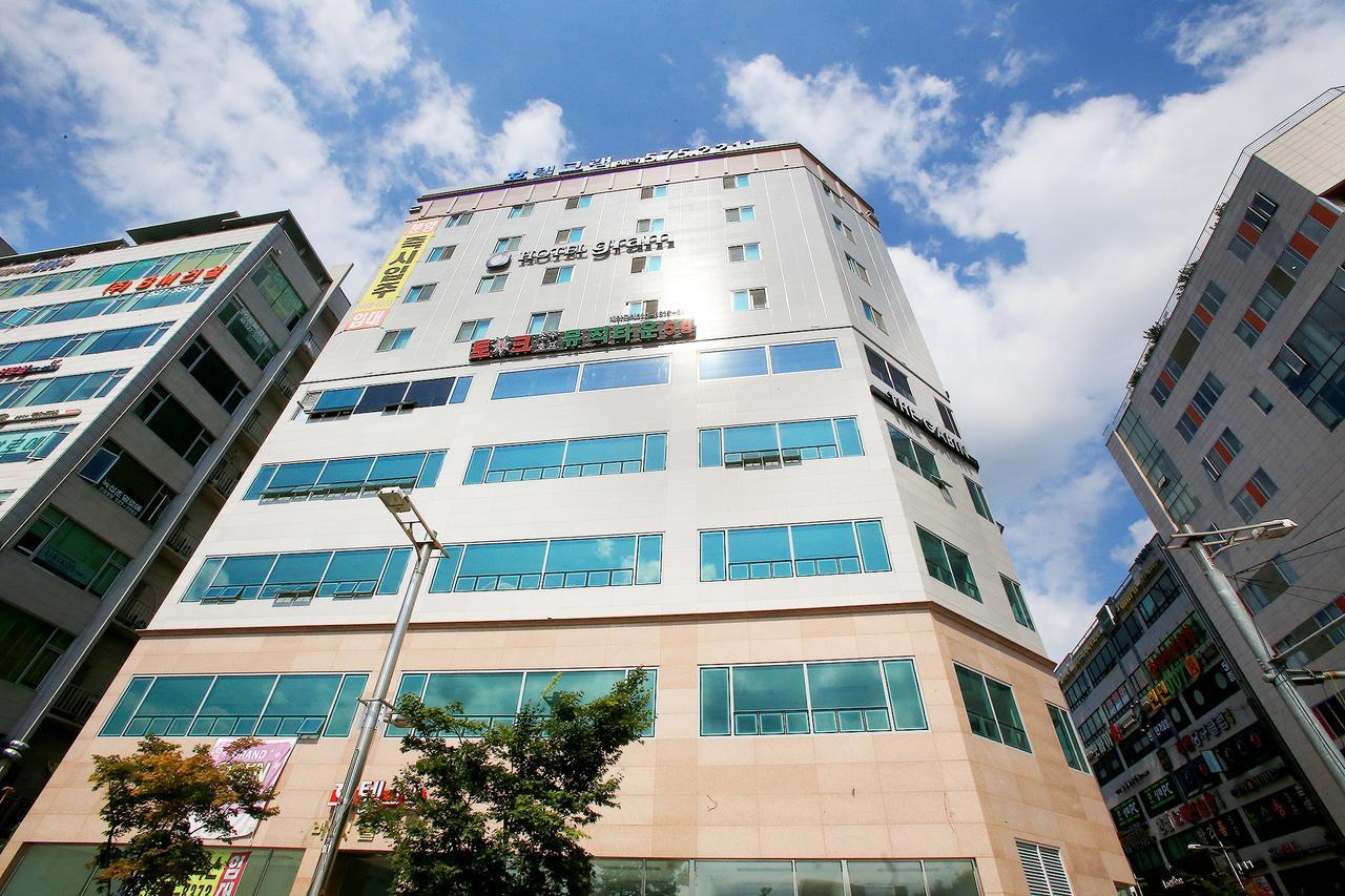 Gram Hotel Namyangju Экстерьер фото