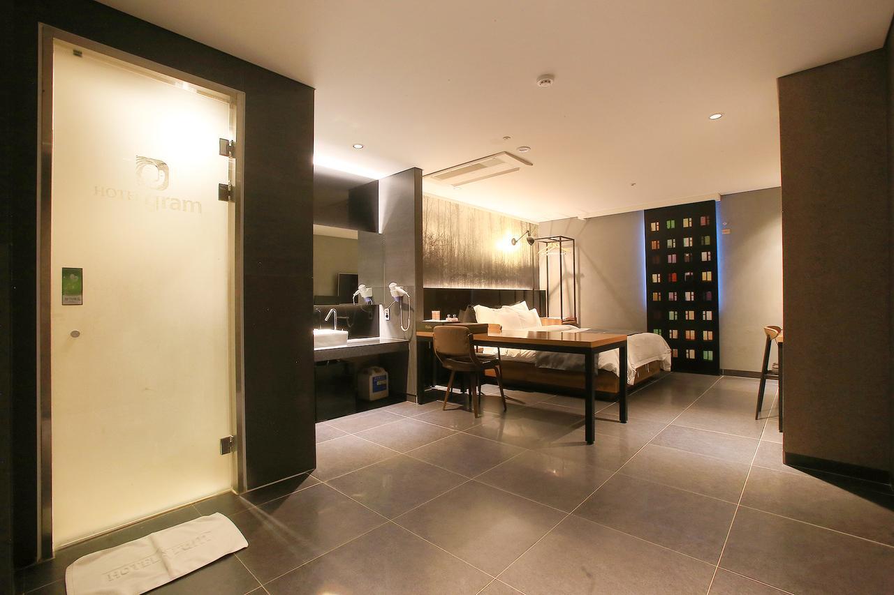 Gram Hotel Namyangju Экстерьер фото